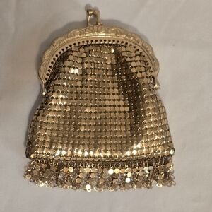VINTAGE TINY GOLD TONE METAL MESH COIN PURSE WEST GERMANY